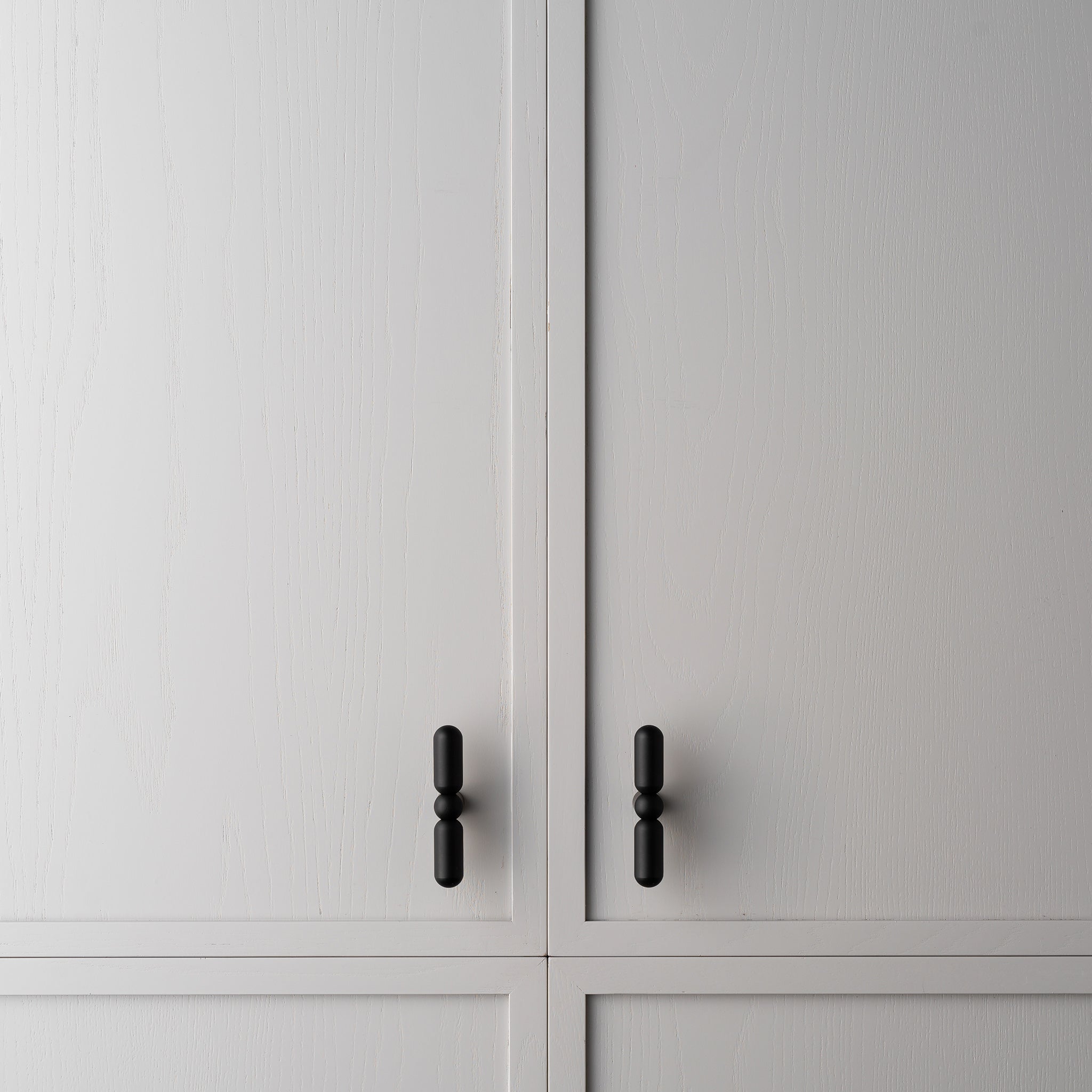 Zoe Single T Handle