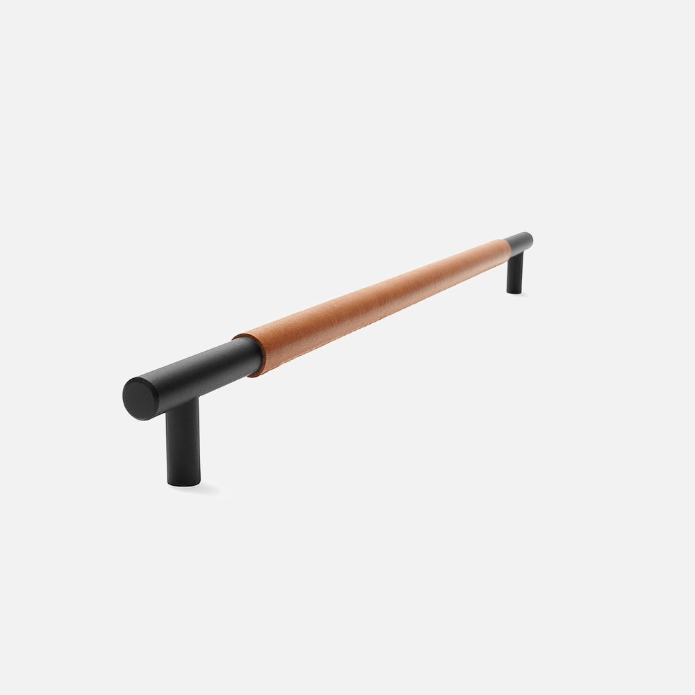 Sora Leather Wrap Handle-Black | Saddle Brown