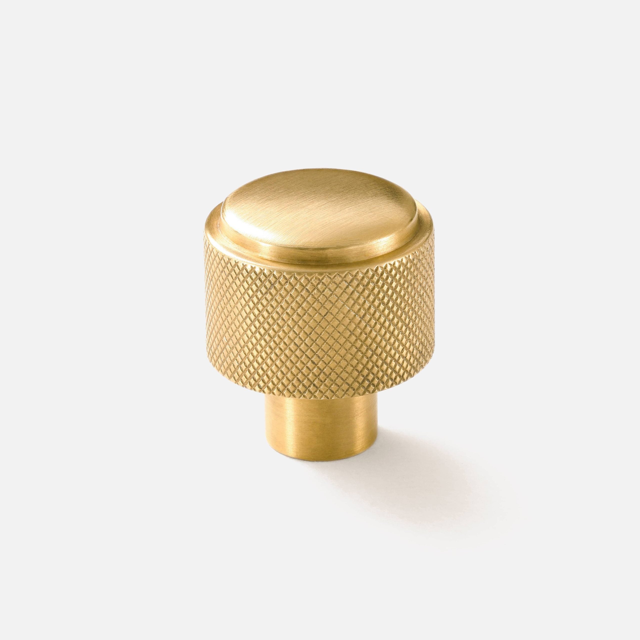 Akira Knurled Knob