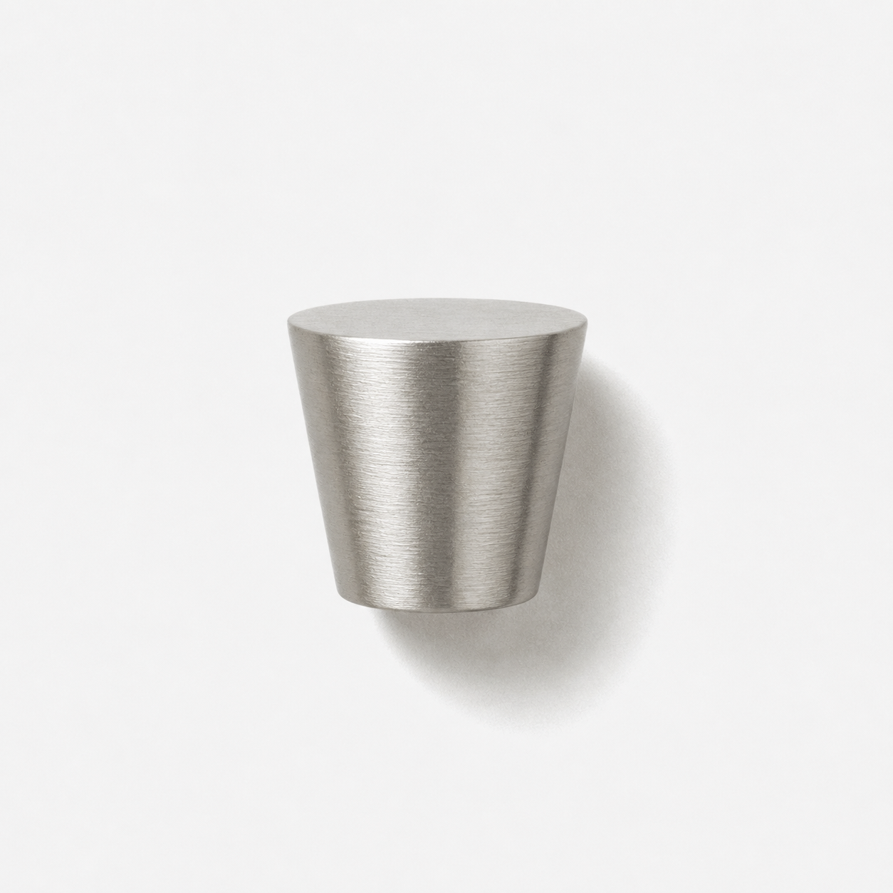 Aki Tapered Knob
