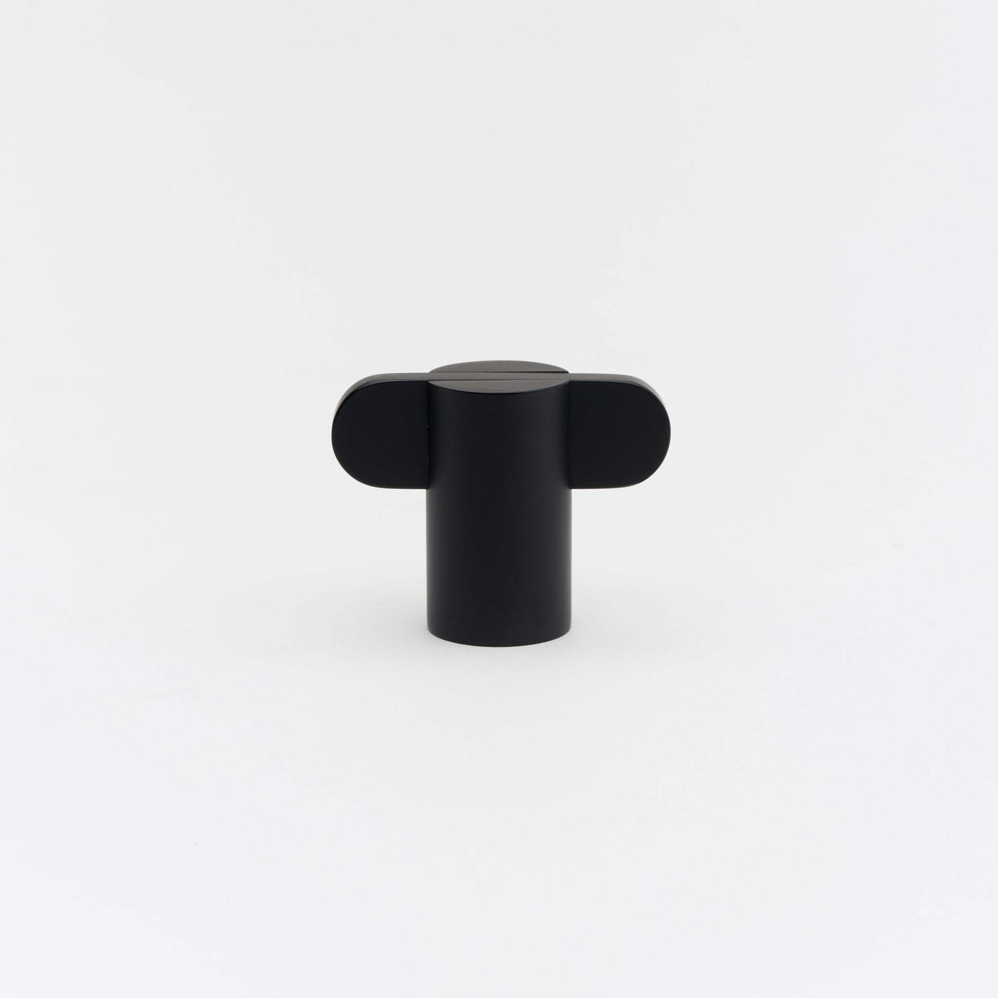 Luca Single T Handle